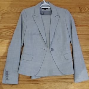 Blazer & pant suit set in light grey plaid- size 4